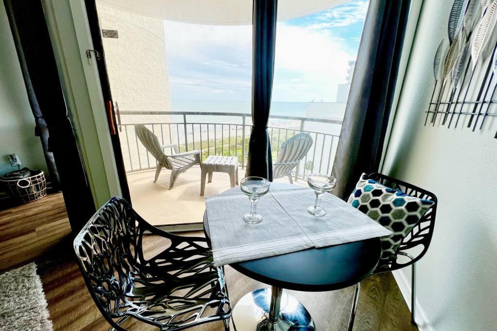 Ocean View Condo On The Beach! Myrtle Beach Kültér fotó